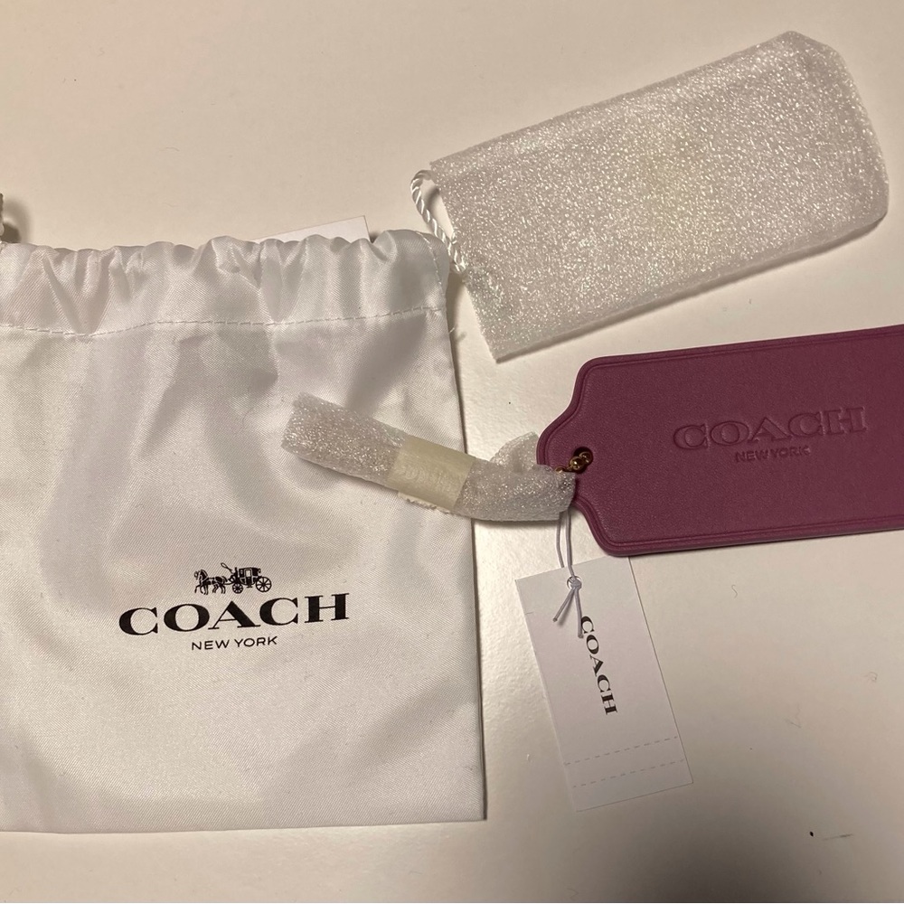 Coach Extra Large Leather Hang Tag BNWT